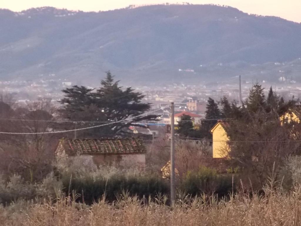 Tuscany Nice Stay Пістоя Номер фото